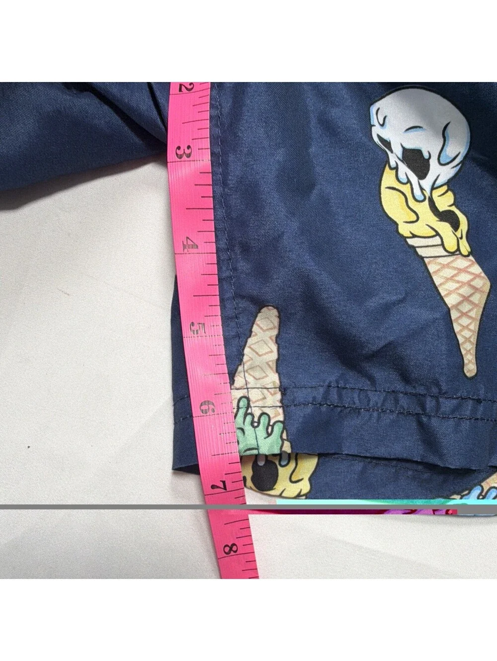 Broken Threads Men's L Swim Shorts Blue Skull Ice Cream Graphic Drawstring Lined